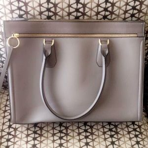 🖤FINAL PRICE DROP🖤 Gorgeous Grey Tote